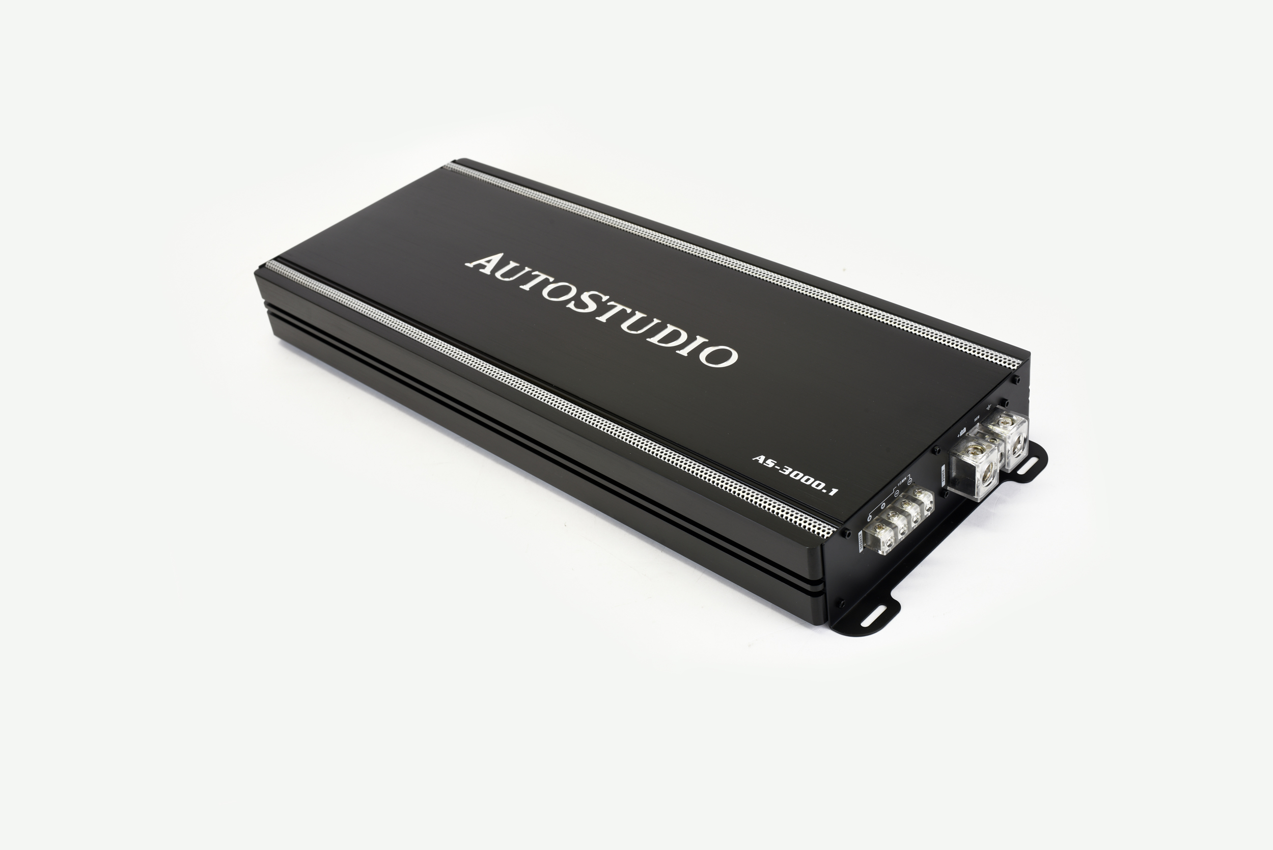 AutoStudio 3000W vahvistin AutoStudio 3000W vahvistin