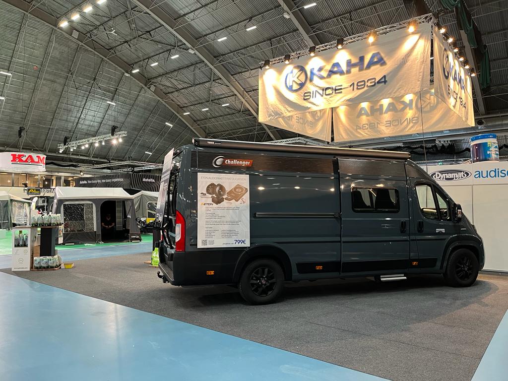 Fiat Ducato retkeilyauton vaimennus ja kaiutinpäivitys Fiat Ducato retkeilyauton vaimennus ja kaiutinpäivitys