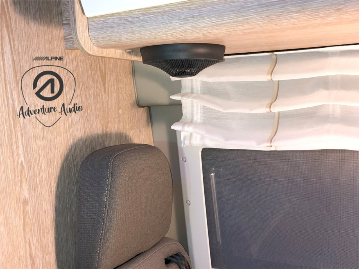 Alpine SPC-R100S pinta-asennettavat kaiuttimet matkailuautoon