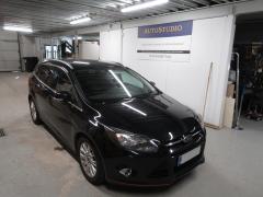 Ford Focus 2013 soittimen vaihto Ford Focus 2013 soittimen vaihto